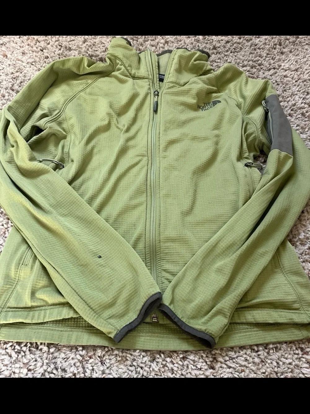 The North Face Men’s Zip Up Jacket Long Sleeve Green Olive Pockets Athletic
